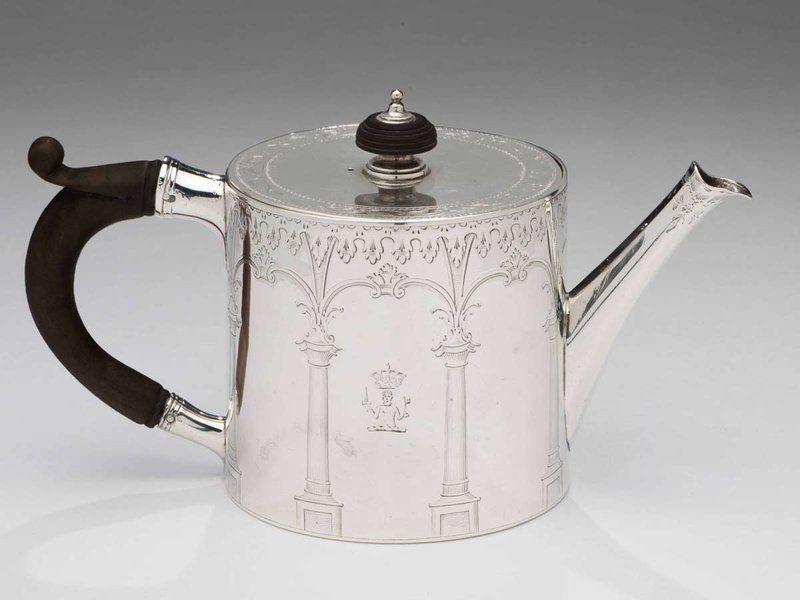 A Well-Traveled Teapot Returns to Williamsburg_2