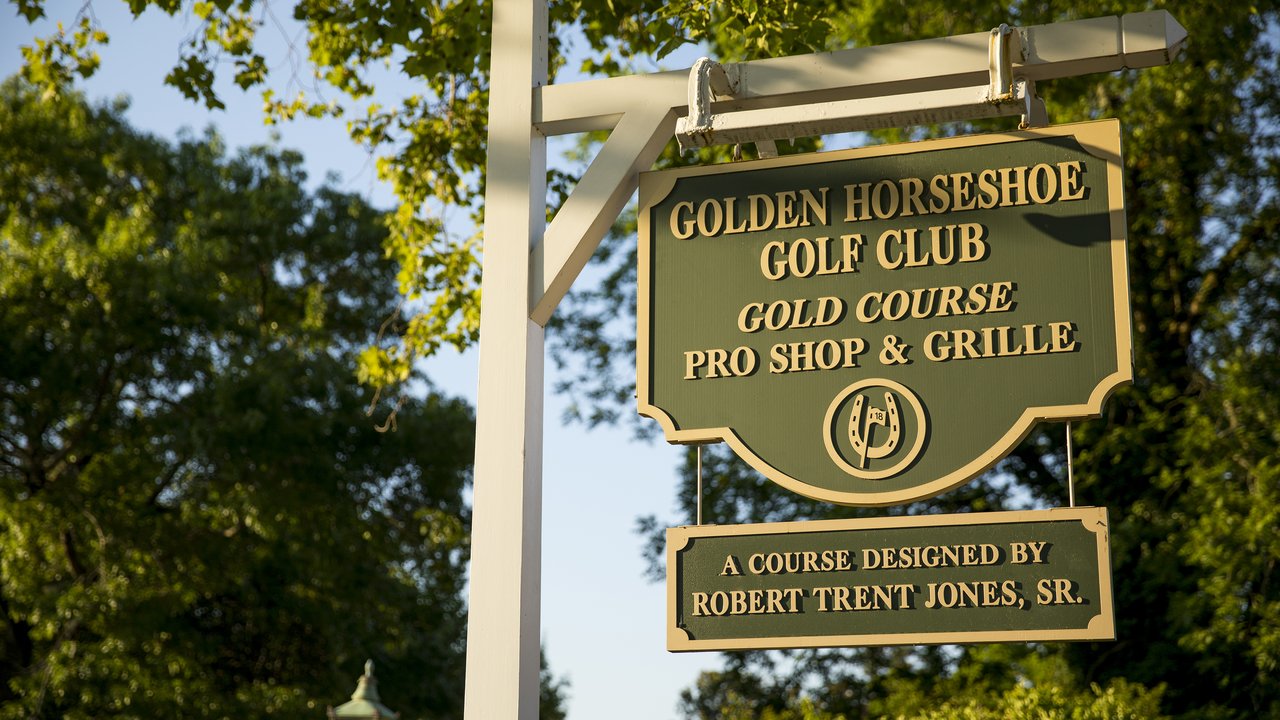 Gold Course Entrance Sign2