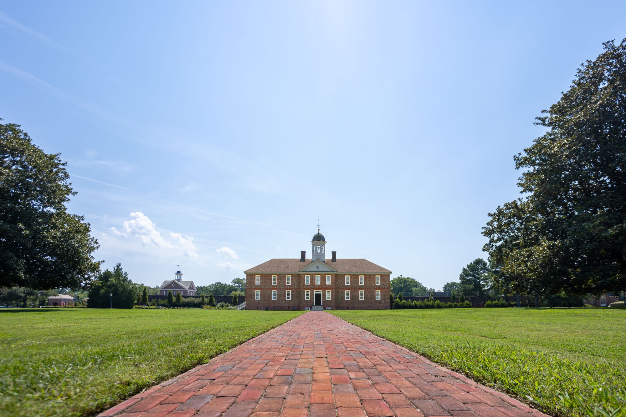 public-hopsital-frontview-sidewalk-header